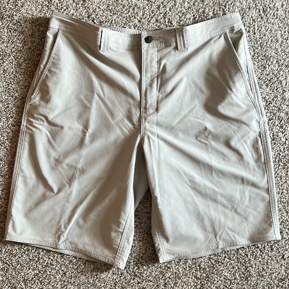 George Mens Outdoor Golf Fishing Flat Front Technical Shorts Cool Gray Size 36